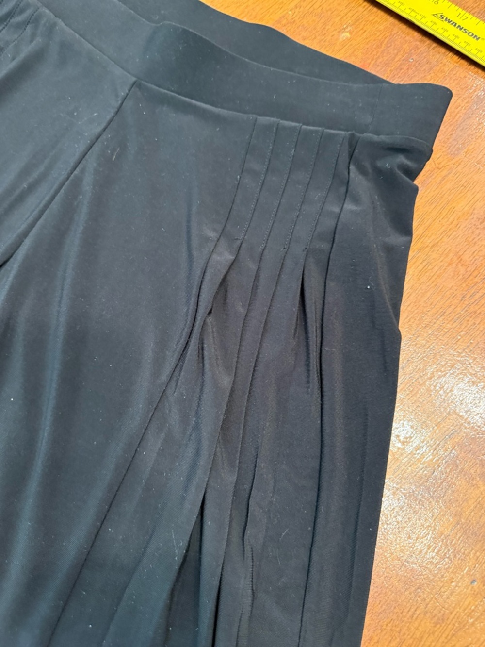 White House Black Market WHBM Pleated Ultra Wide Leg Pants Black Trousers Med - Picture 3 of 10